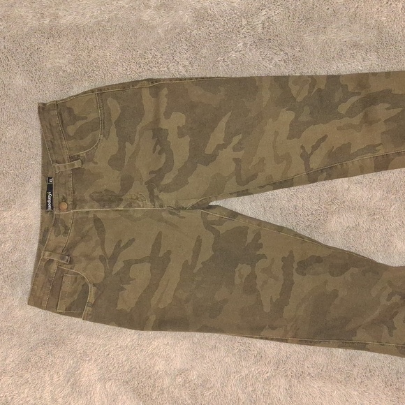 Haoduoyi Camo Jeans - Picture 8 of 11
